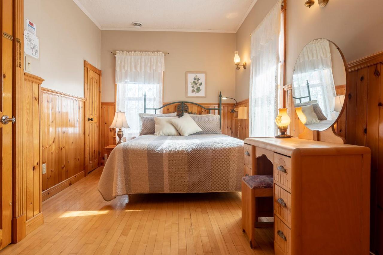 L'intermède Du Mini-hôtel 2*